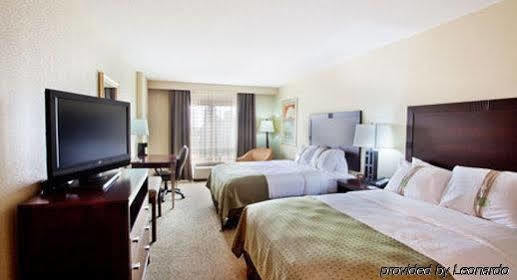 Wyndham Garden Hotel